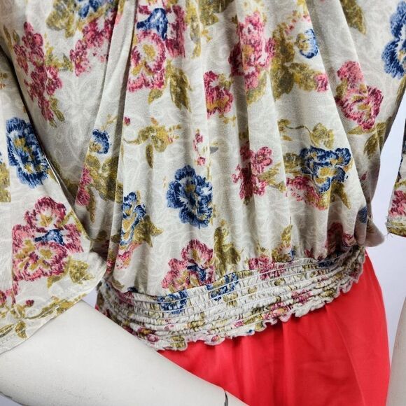 Mudd Boho Top Jersey Knit Floral Elbow Sleeves Pullover V-Neck - Picture 8 of 10